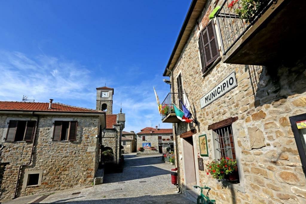 Case Franzero Otel Levice Dış mekan fotoğraf